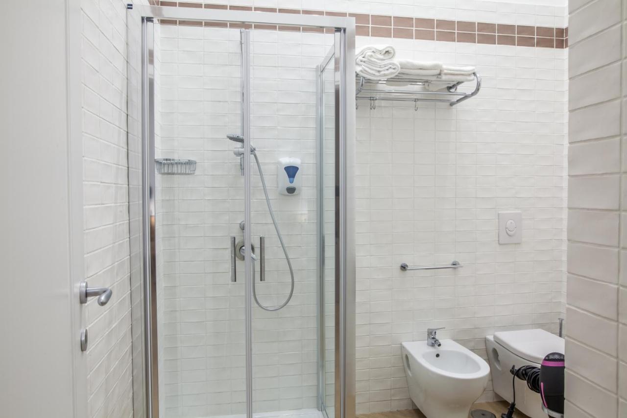 Euforia Napoli - Tre Sedi - Three Locations Bed & Breakfast エクステリア 写真